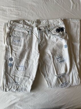 Lucky Brand White Straight-Leg Jeans with Blue Embroidery